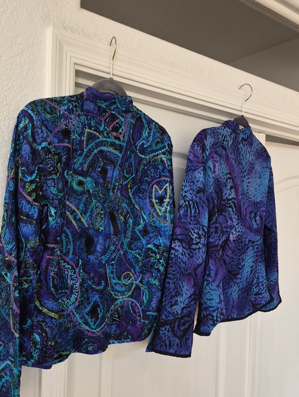 Chico's 100% Silk, Statement Jackets Sz Med - Picture 4 of 16